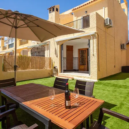 Stunning In With Kitchen * Torrevieja